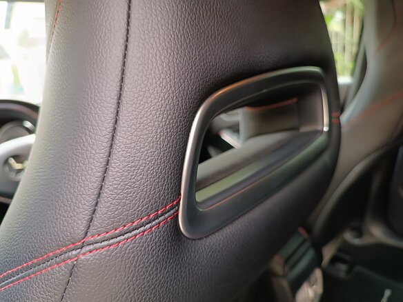 2015 Mercedes-Benz GLA 200 I (X156), фиолетовый, 1900000 рублей - вид 28