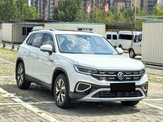 2022 Volkswagen Tayron I Рестайлинг, белый, 1750000 рублей, вид 4