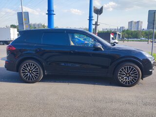 2017 Porsche Cayenne Diesel II Рестайлинг (958), чёрный, 4900000 рублей, вид 3