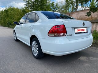 2015 Volkswagen Polo V, белый, 915000 рублей, вид 5