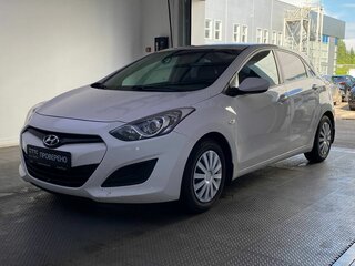Hyundai i30 II