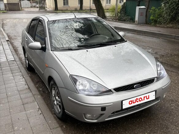 2003 Ford Focus I Рестайлинг, серебристый, 410000 рублей - вид 1