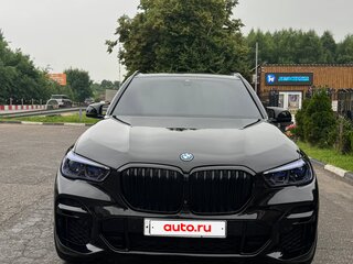 2022 BMW X5 45e IV (G05/G18), чёрный, 7300000 рублей, вид 2