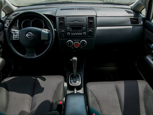 2013 Nissan Tiida I Рестайлинг, серебристый - вид 14