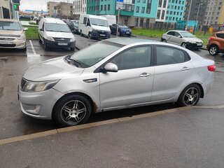 2012 Kia Rio 4-speed III, серебристый, 530000 рублей, вид 4