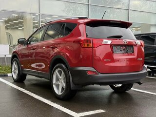 2012 Toyota RAV4 IV (XA40), красный, 1450000 рублей, вид 4