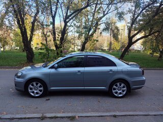 2007 Toyota Avensis II Рестайлинг, серебристый, 930000 рублей, вид 5