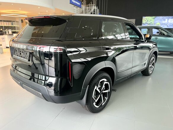 2026 Jaecoo J7 I Рестайлинг, чёрный - вид 3