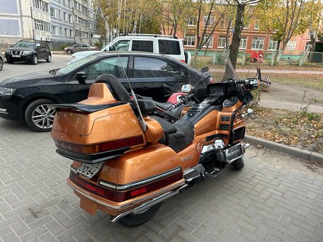 1988 Honda GL 1500 Gold Wing, золотистый, 550000 рублей, вид 2