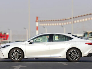 2026 Toyota Camry IX (XV80), белый, 3900000 рублей, вид 3