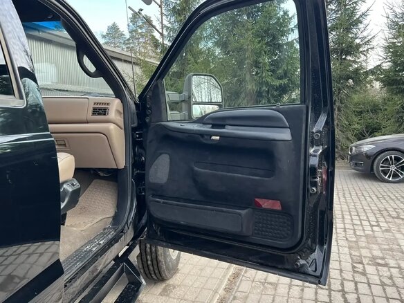 2005 Ford F-250, чёрный, 1800000 рублей - вид 15