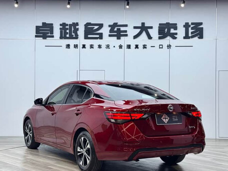2023 Nissan Sylphy IV (B18), красный, 1340000 рублей, вид 5