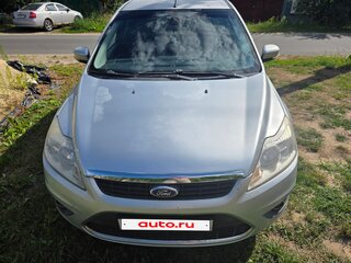 2009 Ford Focus II Рестайлинг, серебристый, 560000 рублей, вид 1