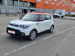 2018 Kia Soul II Рестайлинг, белый, 1650000 рублей, вид 1