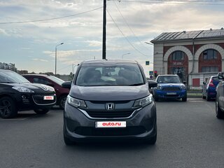 2018 Honda Freed II, серый, 1590000 рублей, вид 2