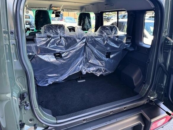 2026 Suzuki Jimny IV, зелёный - вид 25