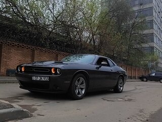 2019 Dodge Challenger III Рестайлинг 2, серый, 2300000 рублей, вид 3