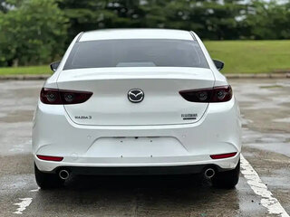 2022 Mazda 3 Axela IV (BP), белый, 1437000 рублей, вид 5