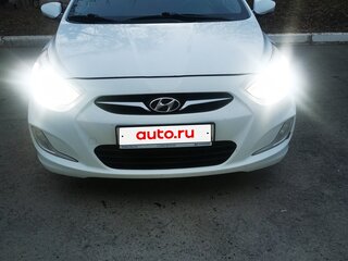 2013 Hyundai Solaris I, белый, 850000 рублей, вид 3