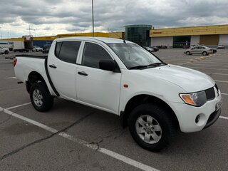 2008 Mitsubishi L200 IV, белый, 1100000 рублей, вид 3