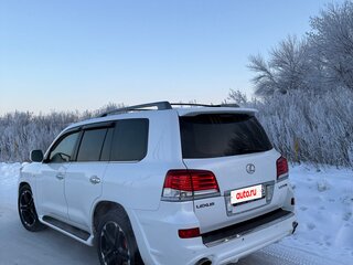 2008 Lexus LX 570 III, белый, 3000000 рублей, вид 2