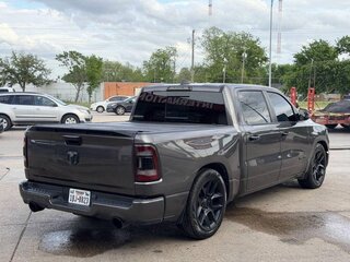 2023 Ram 1500 Quad Cab V, серый, 6029000 рублей, вид 3