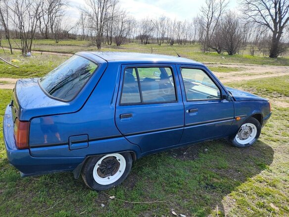 2009 ЗАЗ 1103 «Славута», синий, 180000 рублей - вид 1