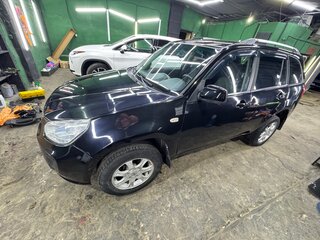 2014 Chery Tiggo (T11) I Рестайлинг (FL), чёрный, 695000 рублей, вид 4