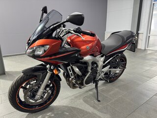 2009 Yamaha FZ6, оранжевый, 800000 рублей, вид 3