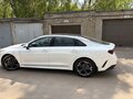 2022 Kia K5 III, белый, 2900000 рублей - вид 2