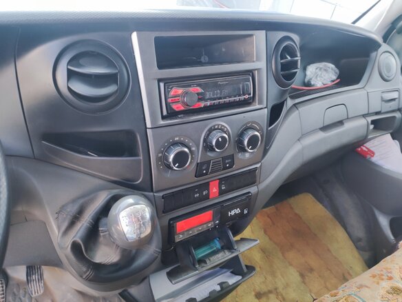2013 Iveco Daily, белый, 1800000 рублей - вид 6