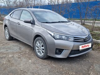 2013 Toyota Corolla XI (E160, E170, E180), золотистый, 880000 рублей, вид 3