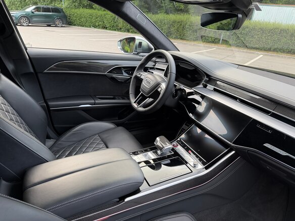 2023 Audi S8 IV (D5) Рестайлинг, чёрный - вид 14