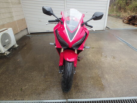 2020 Honda CBR 650R, красный, 870000 рублей, вид 4