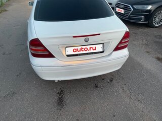 2001 Mercedes-Benz C-Класс 180 II (W203), белый, 413000 рублей, вид 5