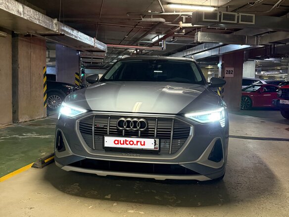 2023 Audi e-tron 50 I, голубой, 8000000 рублей - вид 1