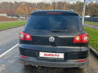 2011 Volkswagen Tiguan I, чёрный, 870000 рублей, вид 3