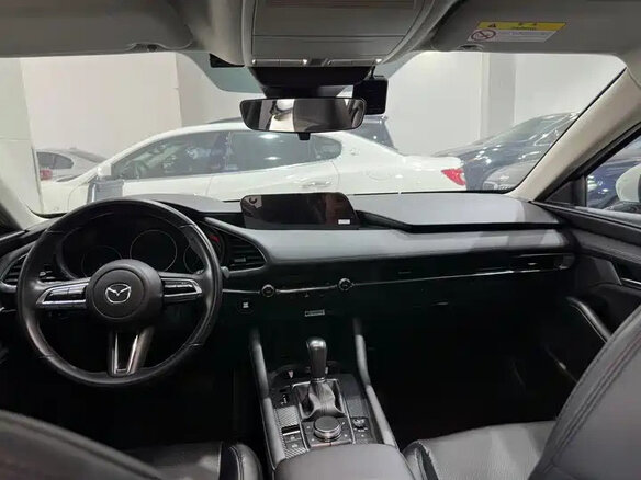 2022 Mazda 3 Axela IV (BP), белый, 1437000 рублей - вид 8