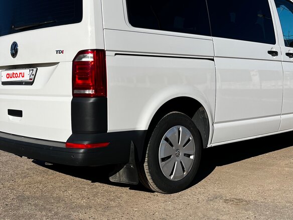 2017 Volkswagen Transporter, белый, 2520000 рублей - вид 5