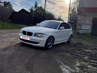 2011 BMW 1 серии 116i I (E81/E82/E87/E88) Рестайлинг, белый, 905000 рублей, вид 1