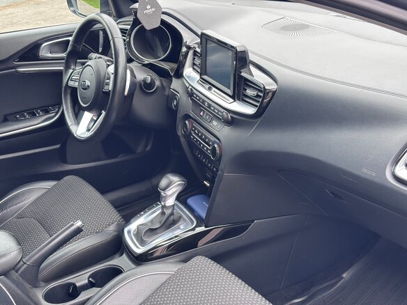 2019 Kia Ceed III, серый, 1800000 рублей - вид 7