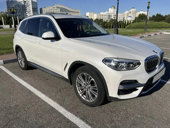 2021 BMW X3 20i xDrive III (G01), белый, 4500000 рублей