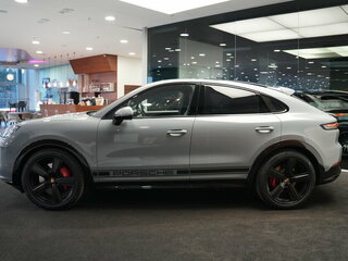 2025 Porsche Cayenne GTS Coupé III Рестайлинг, серый, 24770000 рублей, вид 3