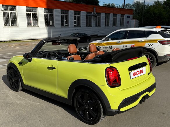 2021 Mini Cabrio Cooper S III Рестайлинг 2, зелёный, 3990000 рублей - вид 14