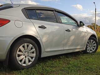 2012 Chevrolet Cruze I, серый, 590000 рублей, вид 3