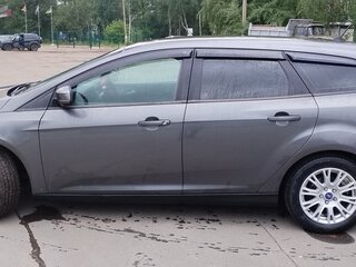 2015 Ford Focus III Рестайлинг, серый, 650000 рублей, вид 4