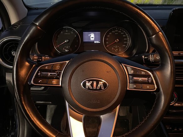 2020 Kia Cerato IV, синий, 2050000 рублей - вид 16