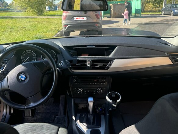 2012 BMW X1 18i I (E84) Рестайлинг, коричневый, 1650000 рублей - вид 10