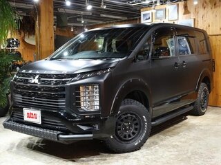 2022 Mitsubishi Delica D:5 I Рестайлинг, чёрный, 2370017 рублей, вид 2