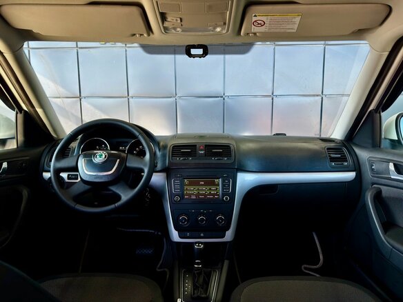 2013 Skoda Yeti I, белый, 899000 рублей - вид 15